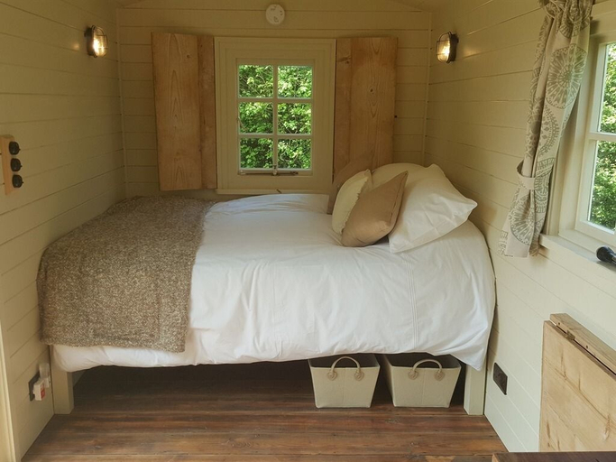 Bedroom 2, Wilderness B&B, Kent