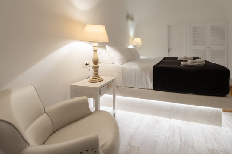 Bedroom 3, Anemos Cave Suites, South Aegean
