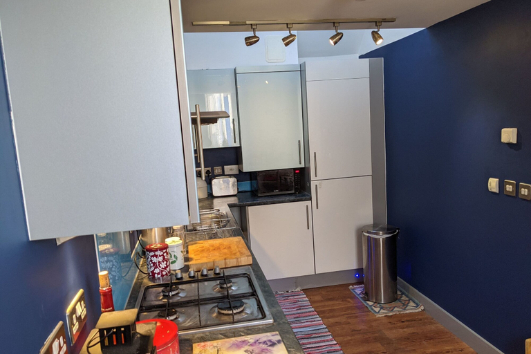 Others 5, Special 3 Bedroom Townhouse With Parking in Bristol, Bristol
