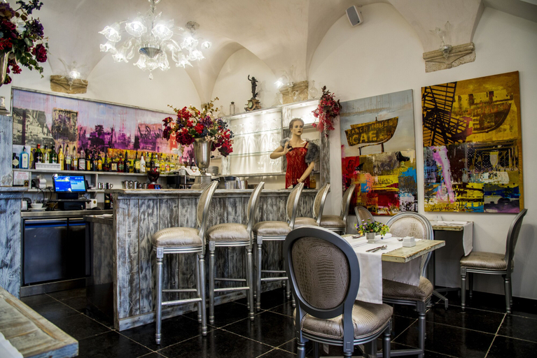 Food & Drinks 4, Prijeko Palace, Dubrovnik