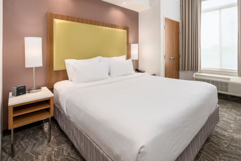 Bedroom 2, SpringHill Suites by Marriott Lafayette South at River Ranch, Lafayette