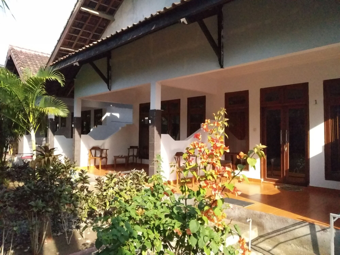 Exterior & Views 2, Gili Welldone Guesthouse, Lombok