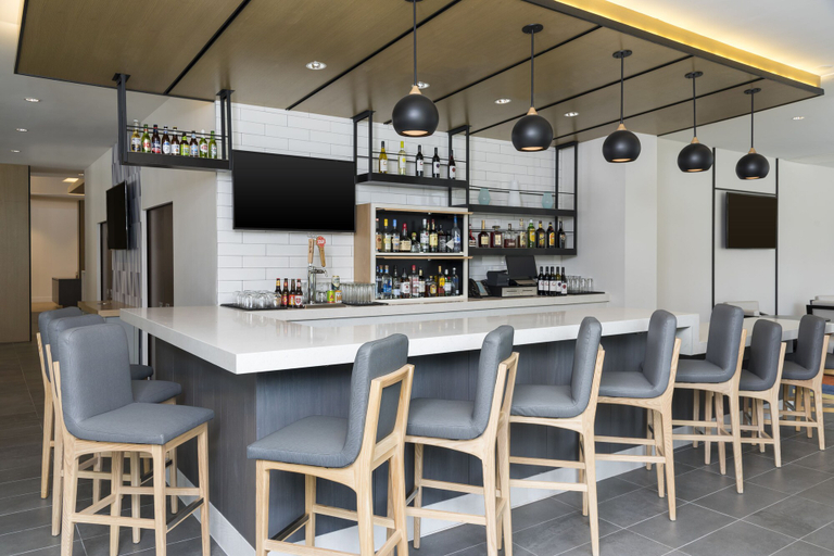 Food & Drinks 5, Hyatt House Austin/Downtown, Travis