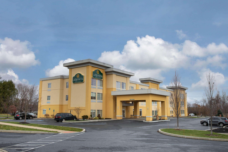 Exterior & Views 2, La Quinta Inn & Suites by Wyndham Harrisburg-Hershey, Dauphin