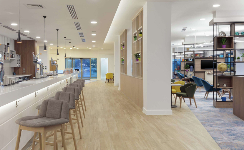 Food & Drinks 5, Hampton by Hilton Edinburgh Airport, Edinburgh