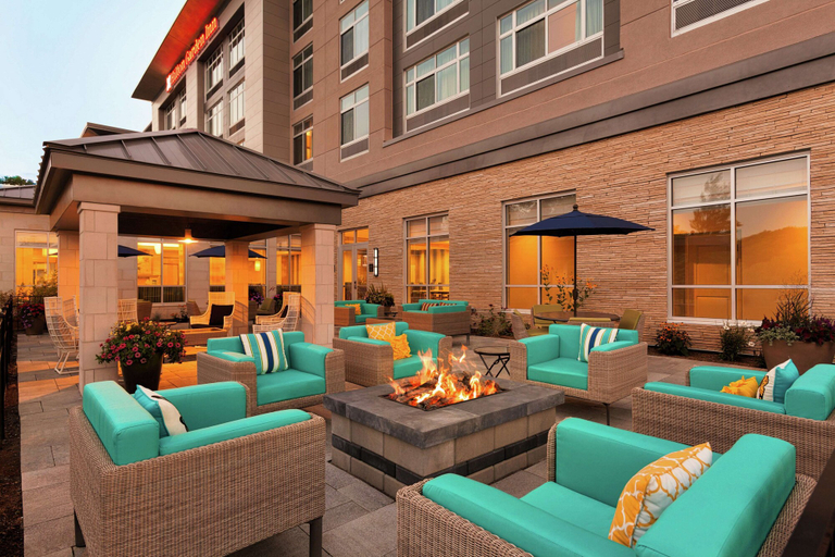 Exterior & Views 2, Hilton Garden Inn Lenox Pittsfield, Berkshire