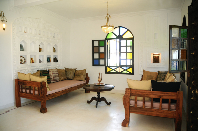 Others 5, Swahili House, Malindi