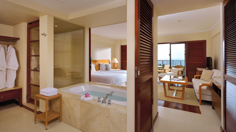 Bathroom 5, The Atta Terrace Club Towers, Onna