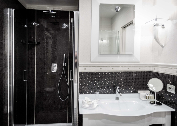 Bathroom 4, Best Western Premier Milano Palace Hotel, Modena