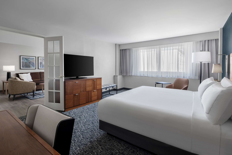Bedroom 4, The Alloy King of Prussia - a DoubleTree by Hilton, Montgomery