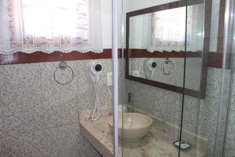 Bathroom 4, Pousada Maria Maria Buzios, Armação dos Búzios