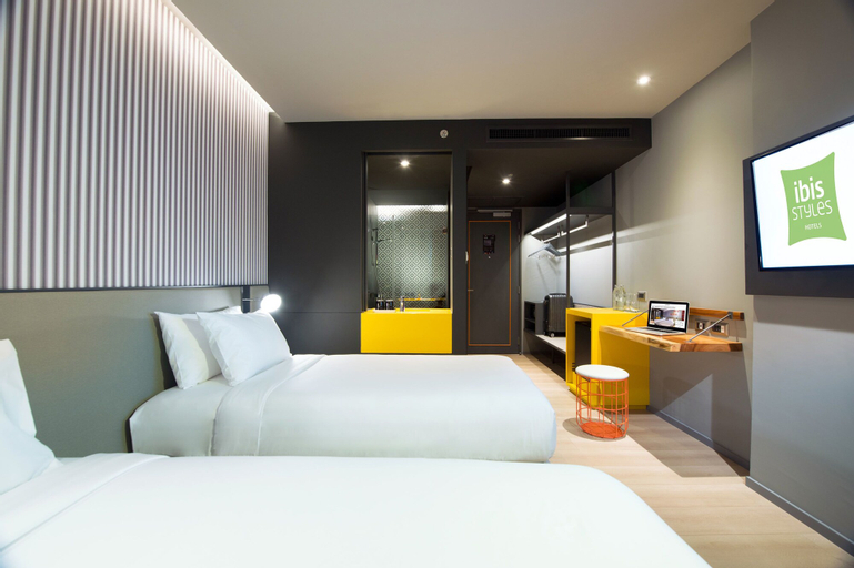 Bedroom 21