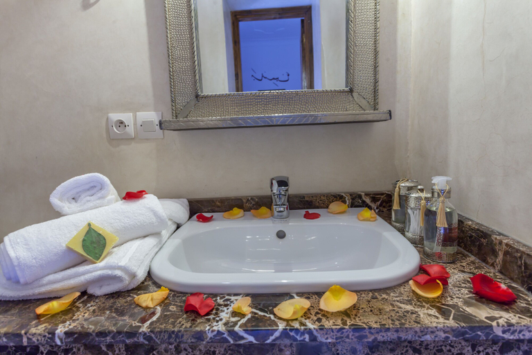 Bathroom 4, Riad Dar Yema, Marrakech