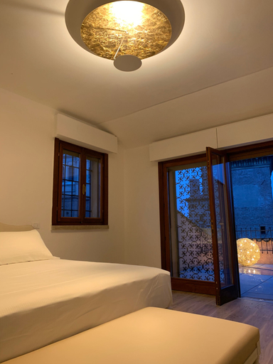Bedroom 4, Grand Hotel San Lorenzo, Mantua