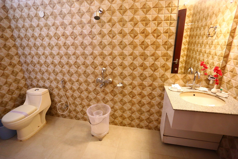 Bathroom 5, Hotel Maharaja Inn, Reasi