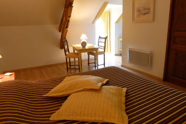 Bedroom 2, La Ferme de Marpalu, Loir-et-Cher