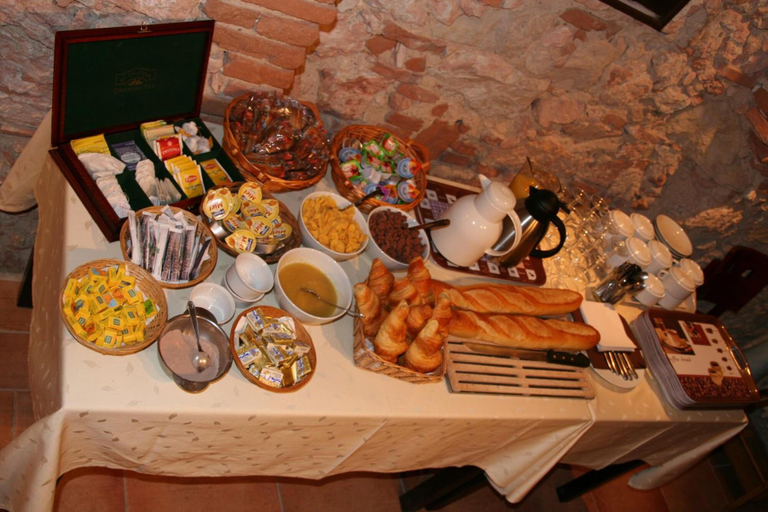 Food & Drinks 4, Hotel Les Pasteliers, Tarn