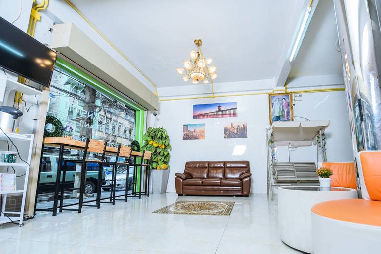 Others 5, Nadpob Mansion, Phunphin