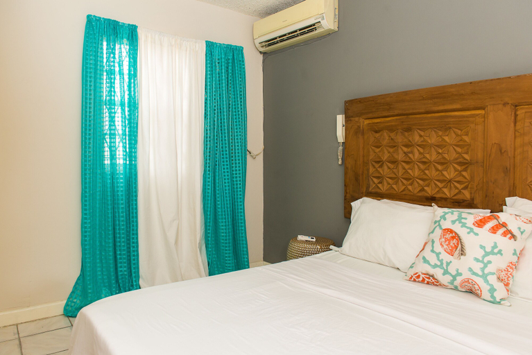 Bedroom 3, Kingston Most Centrally Located Two Bdrm