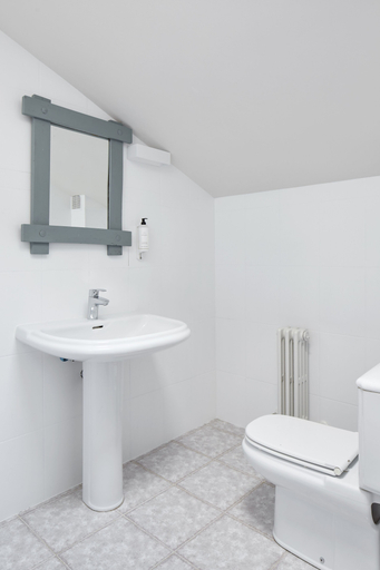 Bathroom 3, Aritzalko, Navarra