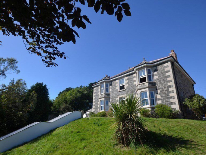 Exterior & Views 2, Nanplough Country House and Cottages, Cornwall