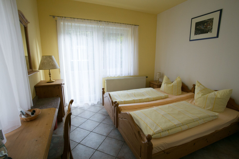 Bedroom 2, Hotel Rosengarten, Leipzig