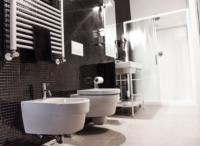 Bathroom 3, Rosso di Sera Relais Tuscany, Pisa