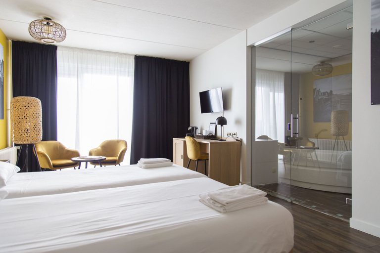 Bedroom 4, Strandhotel Vigilante
