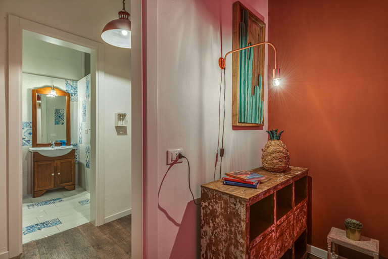 Bathroom 4, Coderooms, Florence