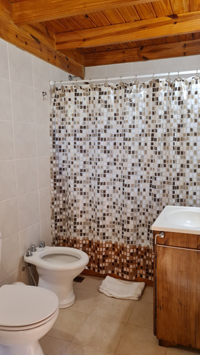 Bathroom 4, Posada y Cabañas El Barranco, Lago Argentino