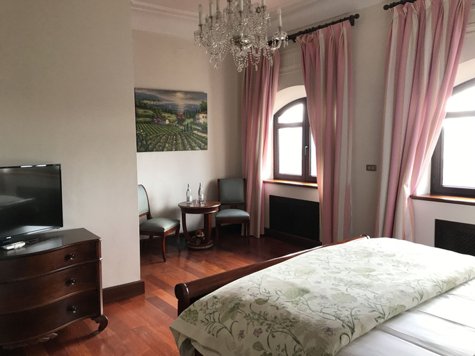 Bedroom 3, Casa Palacio VillaZambra, Málaga