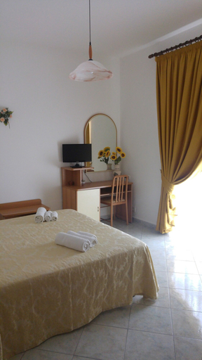 Bedroom 4, Villa Natalina, Napoli