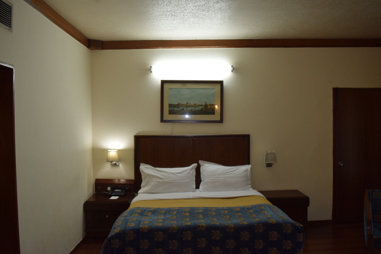 Bedroom 2, Hotel Samrat, Delhi