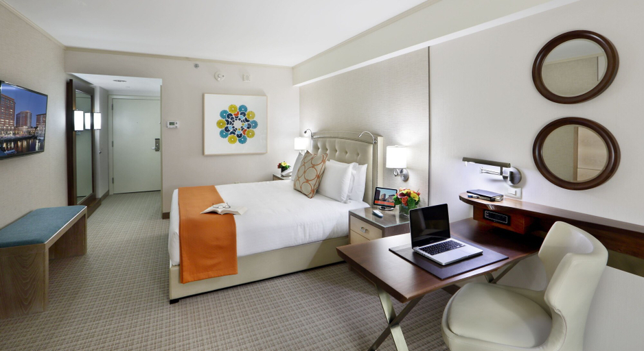 Bedroom 4, Seaport Hotel Boston, Boston