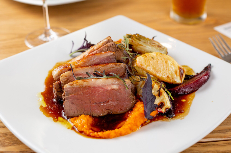 Food & Drinks 7