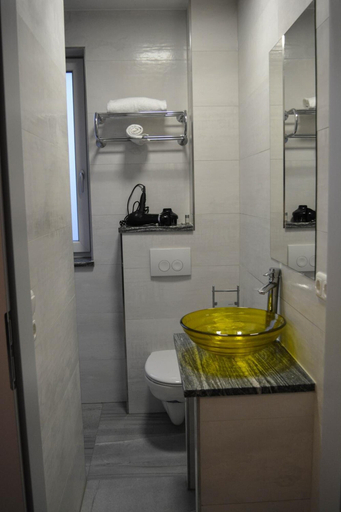 Bathroom 4, Wels Inn Hotel, Wels
