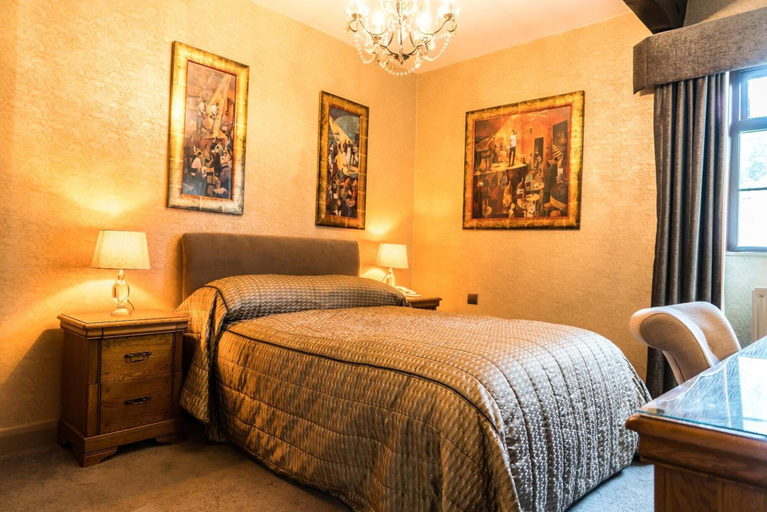 Bedroom 2, The Mews, Wakefield