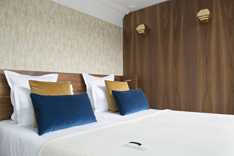 Bedroom 3, Hotel Parister & Spa, Paris