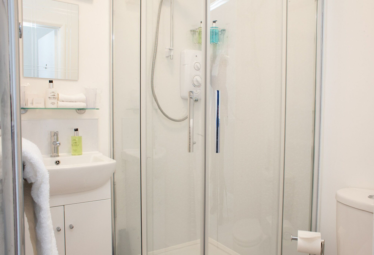 Bathroom 4, The Parks Guest House, Somerset