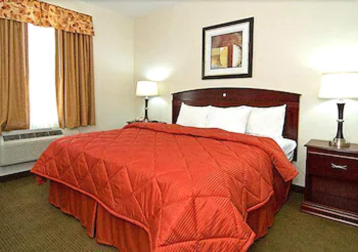 Bedroom 3, Quality Inn Rockdale, Milam