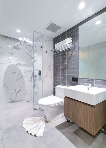 Bathroom 5, Sova Hotel Bangkok, Khlong Toey