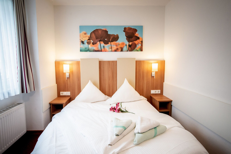 Bedroom 5, Hotel DomBlick, Köln