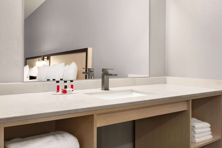 Bathroom 4, Ramada by Wyndham Marina, Monterey