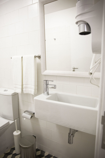 Bathroom 4, Casa Do Mercado, Funchal