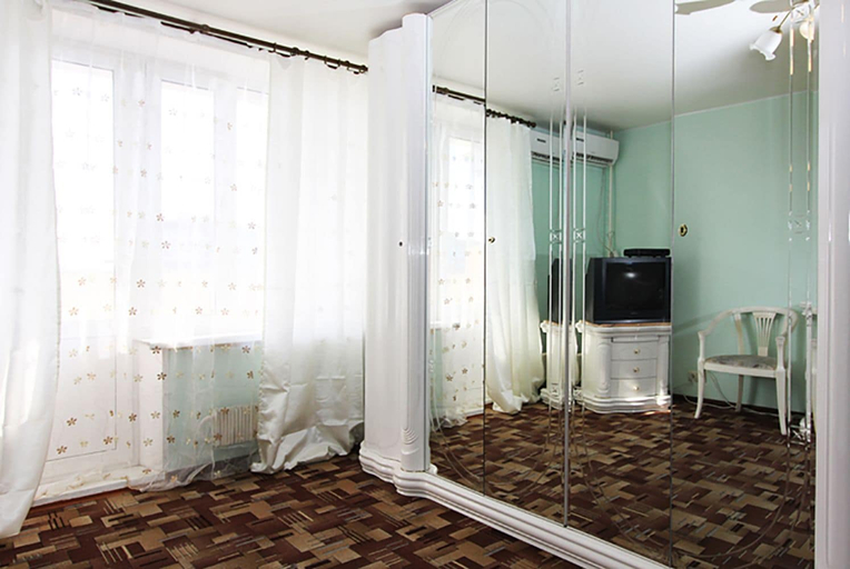 Bathroom 2, ApartLux Rimskaya, Central