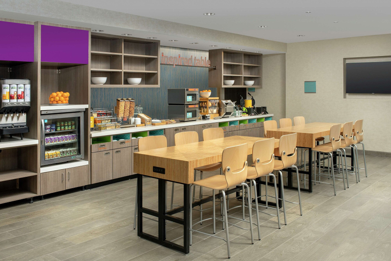 Food & Drinks 5, Home2 Suites by Hilton Phoenix Airport South, Maricopa