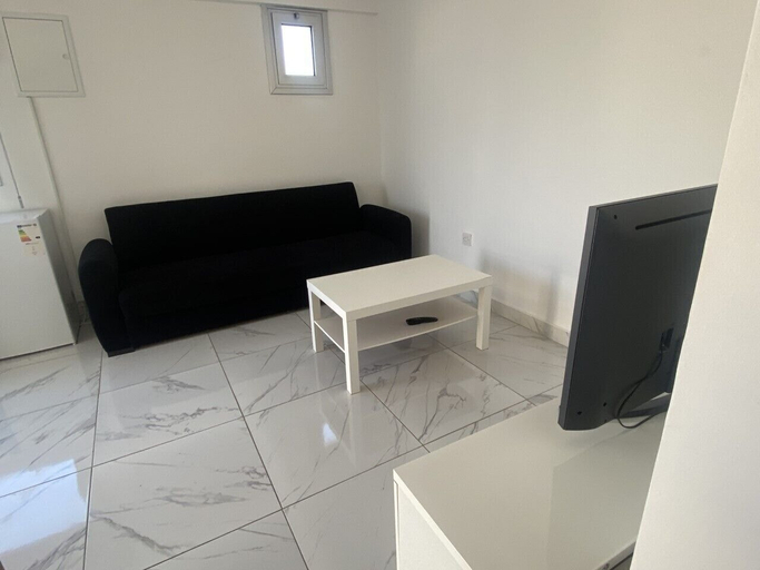 Others 4, Nissi Adonis Suites