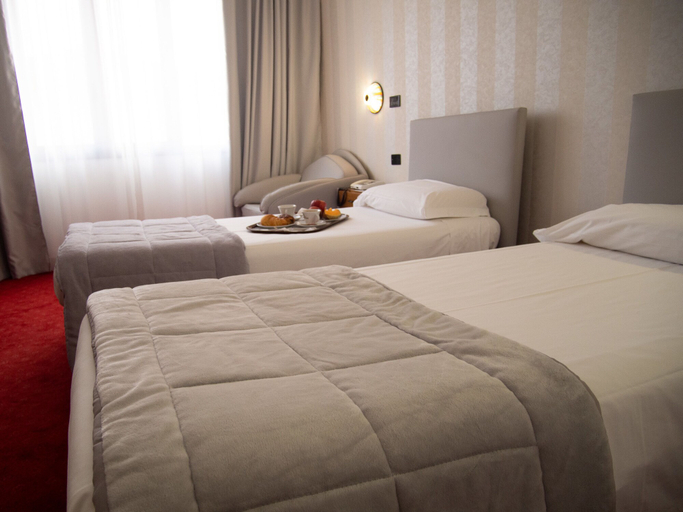Bedroom 2, Hotel Tessarin, Rovigo