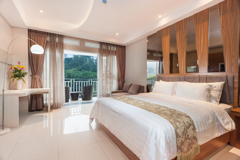 Bedroom 34