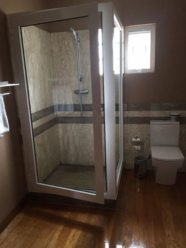 Bathroom 3, MyGuest, Maputo